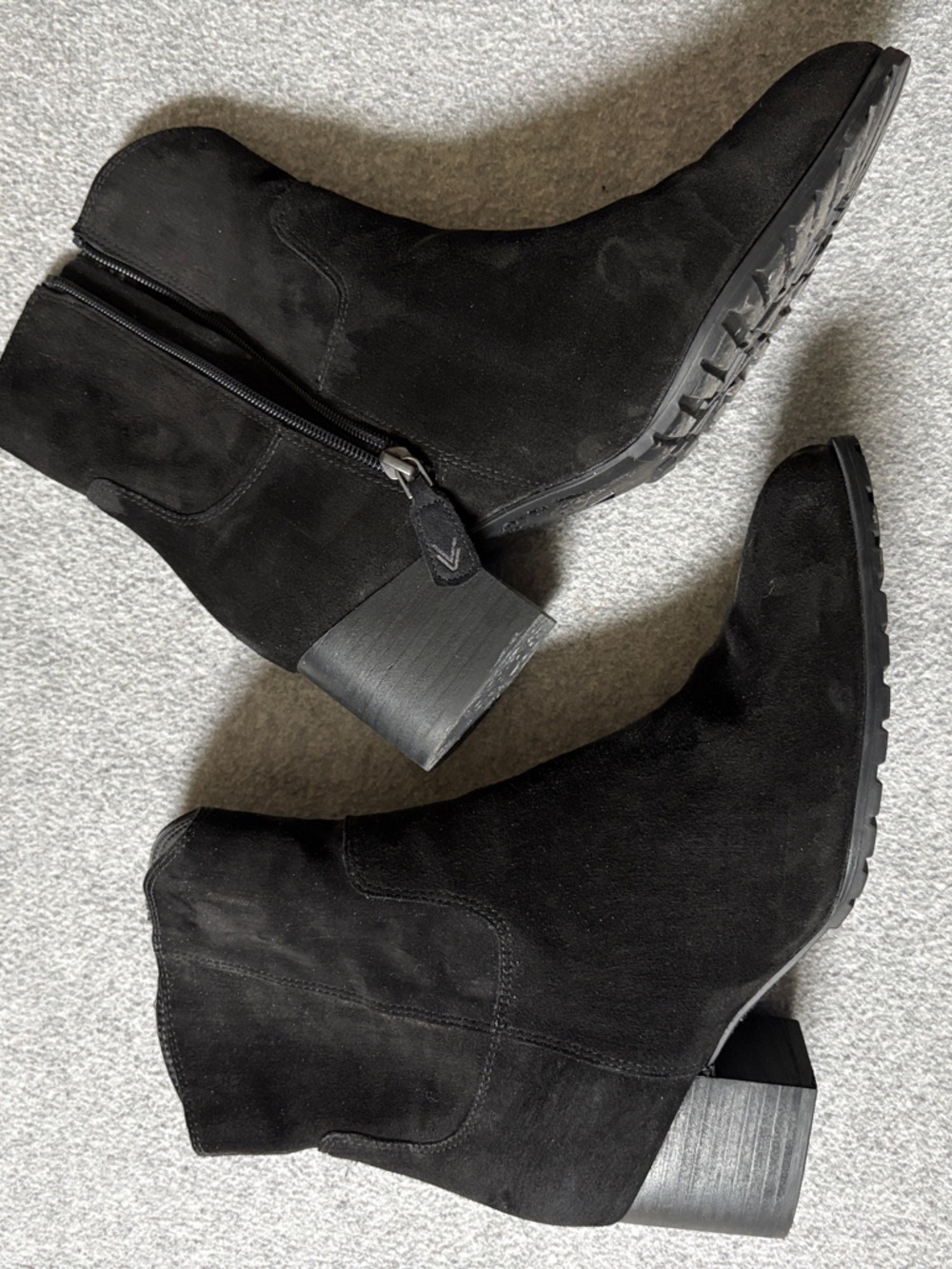 Vionic Classic Black Suede Ankle Boots - Women's 9.5
